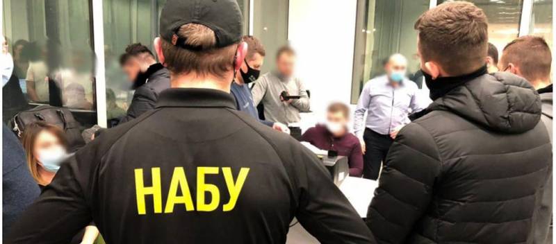 Подозреваемый в коррупции руководитель госстивидора «Черноморск» вернулся в кресло